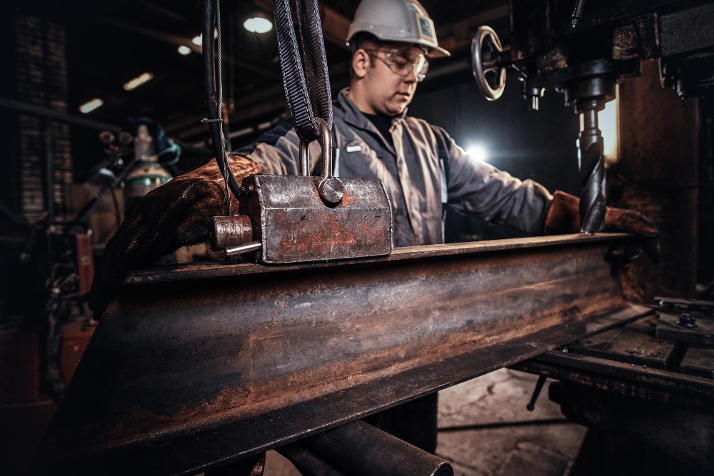 Storia e Innovazione: L'Azienda Leader nella Subfornitura di Prodotti a Freddo in Lamiera, Alluminio e Ottone